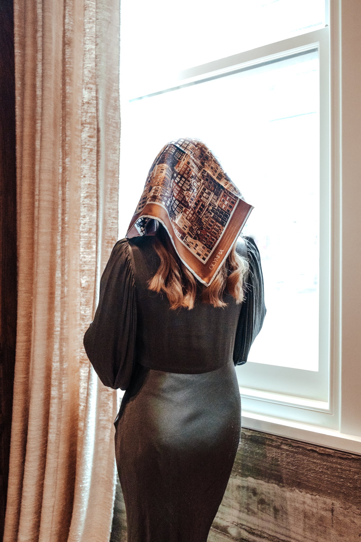 Ida Limited Edition Scarf - 89x89cm Silk Twill | A/W 2024 Collection (NZ)