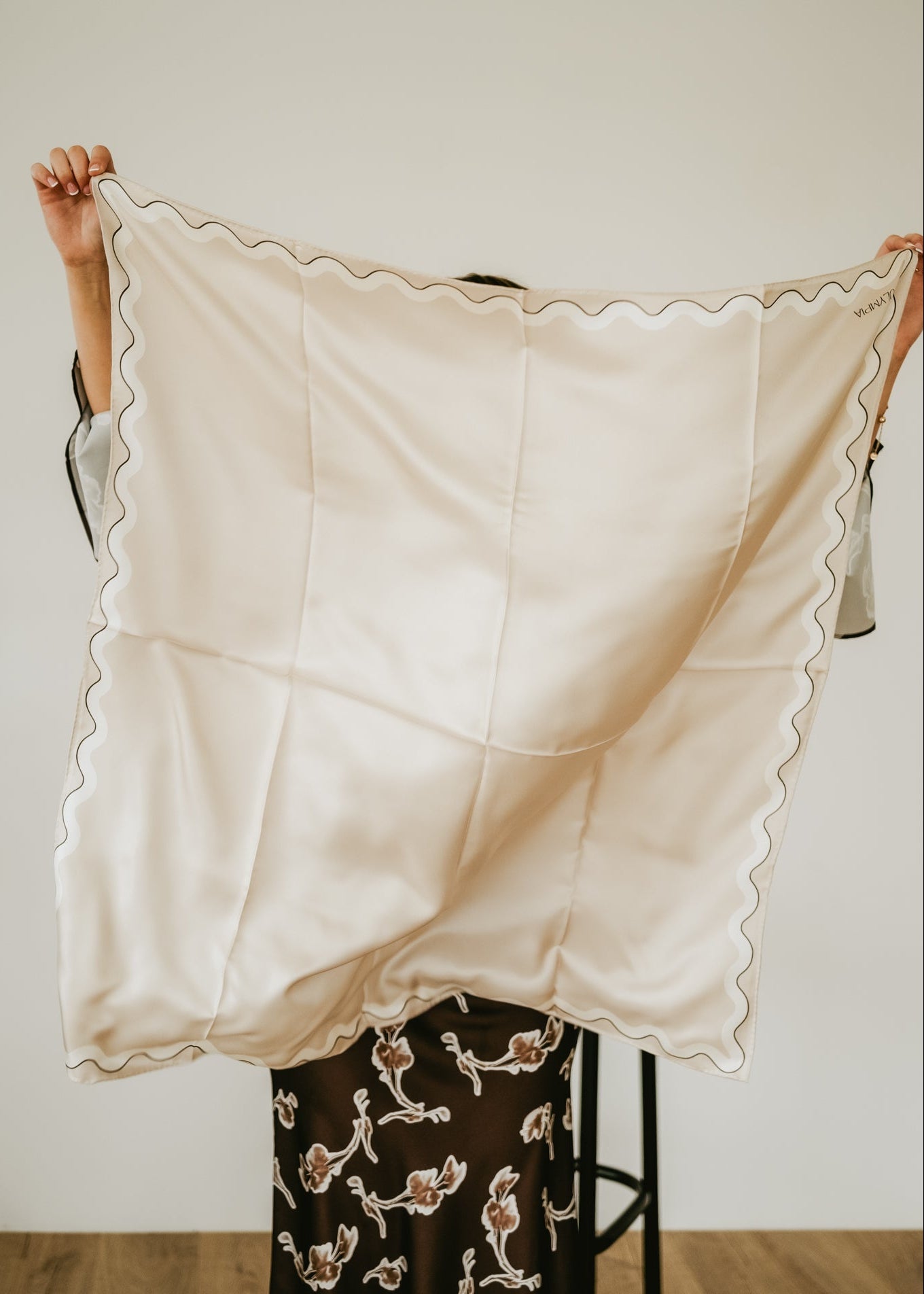 Sophie Linen/Half Ricecake v2 Scarf - 89x89cm Silk Twill